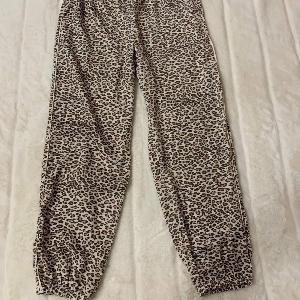 American Eagle Satin Lounge Set - Picture 9 of 11